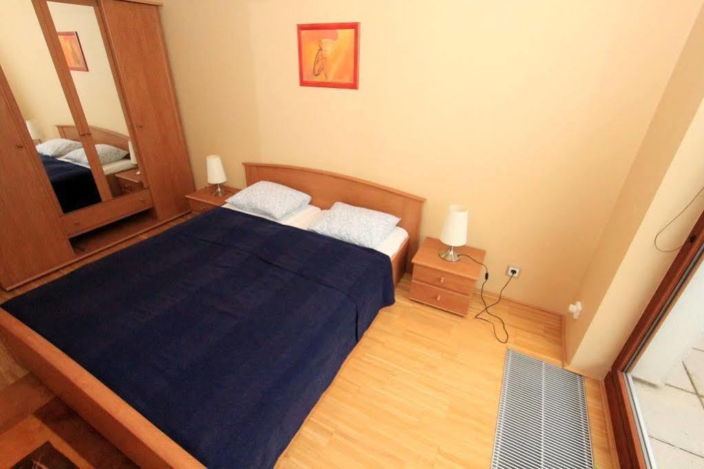 Luxury Apartment River Diamond Residence Прага Екстериор снимка