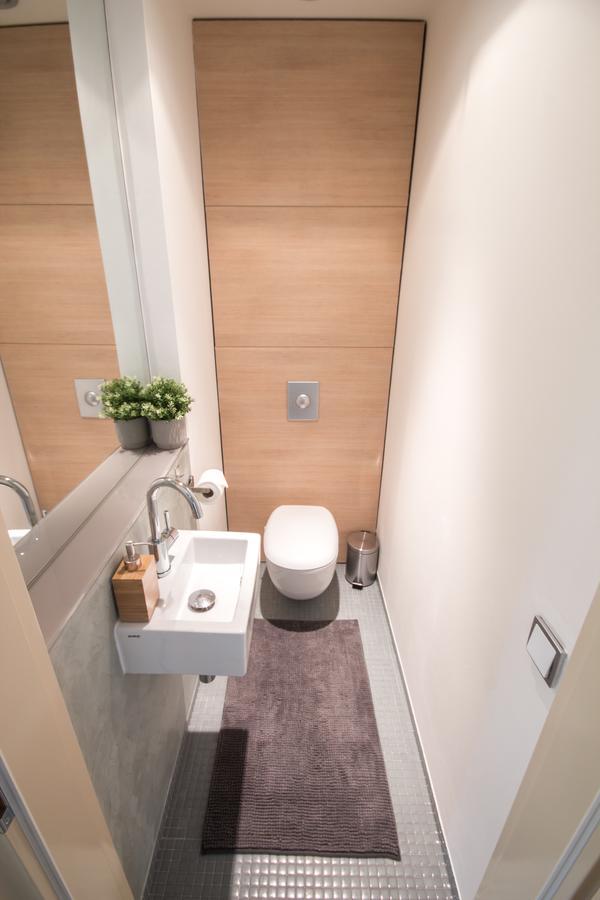 Luxury Apartment River Diamond Residence Прага Екстериор снимка