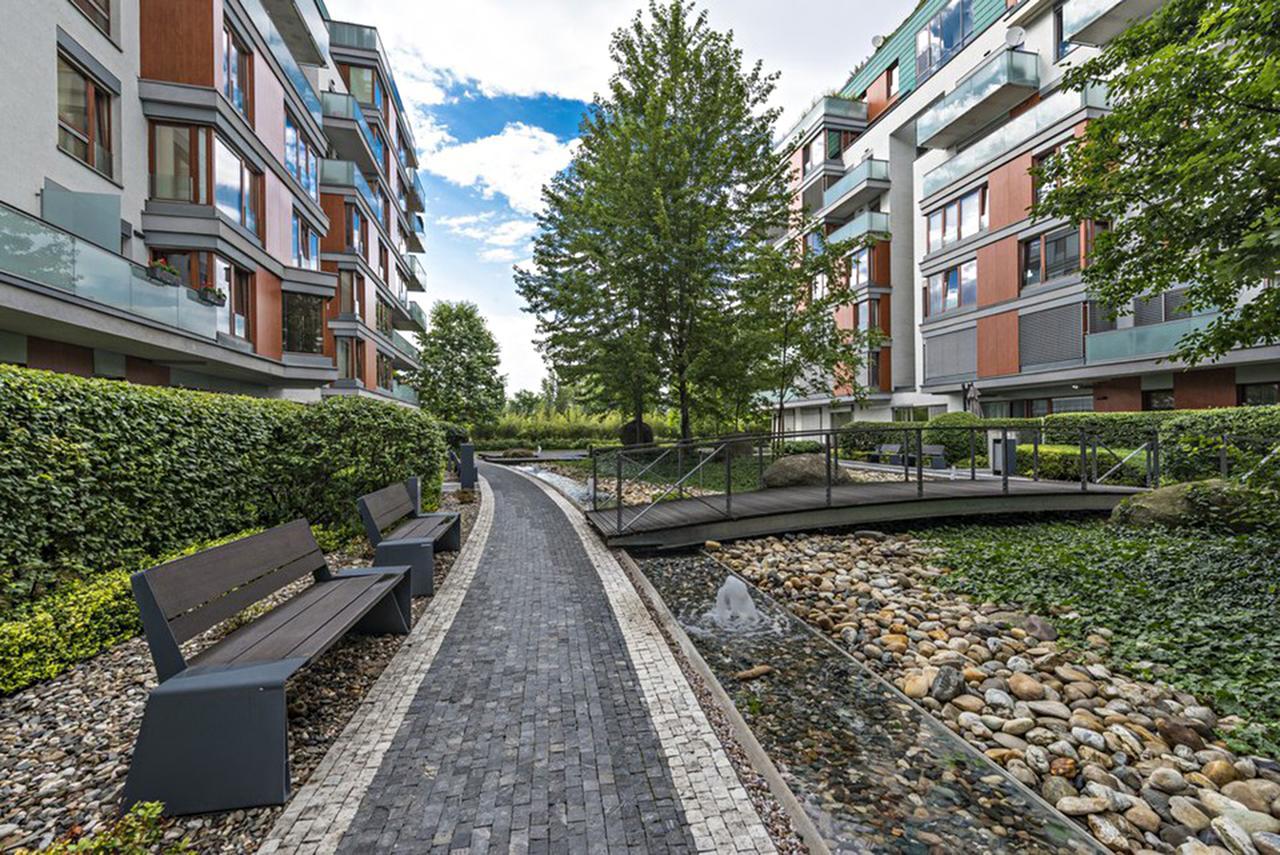 Luxury Apartment River Diamond Residence Прага Екстериор снимка