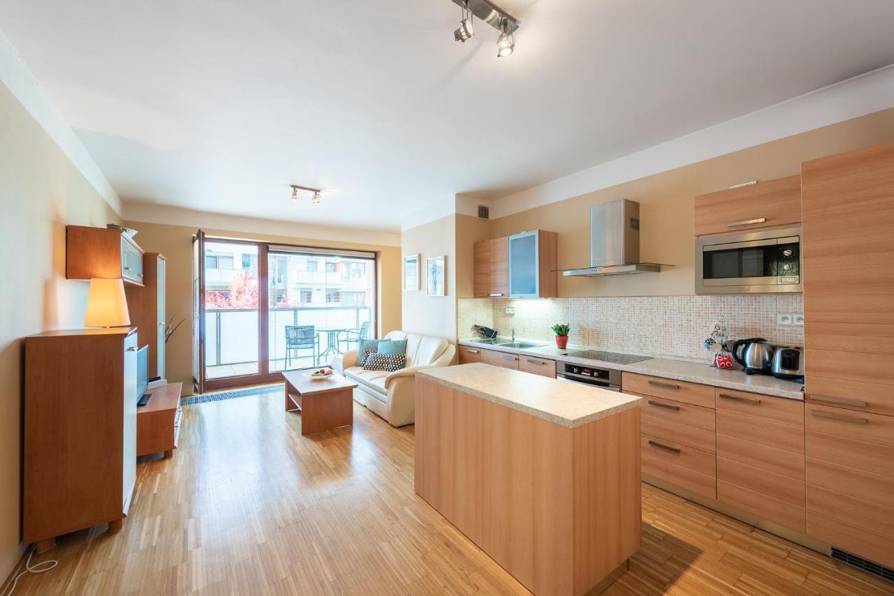 Luxury Apartment River Diamond Residence Прага Екстериор снимка